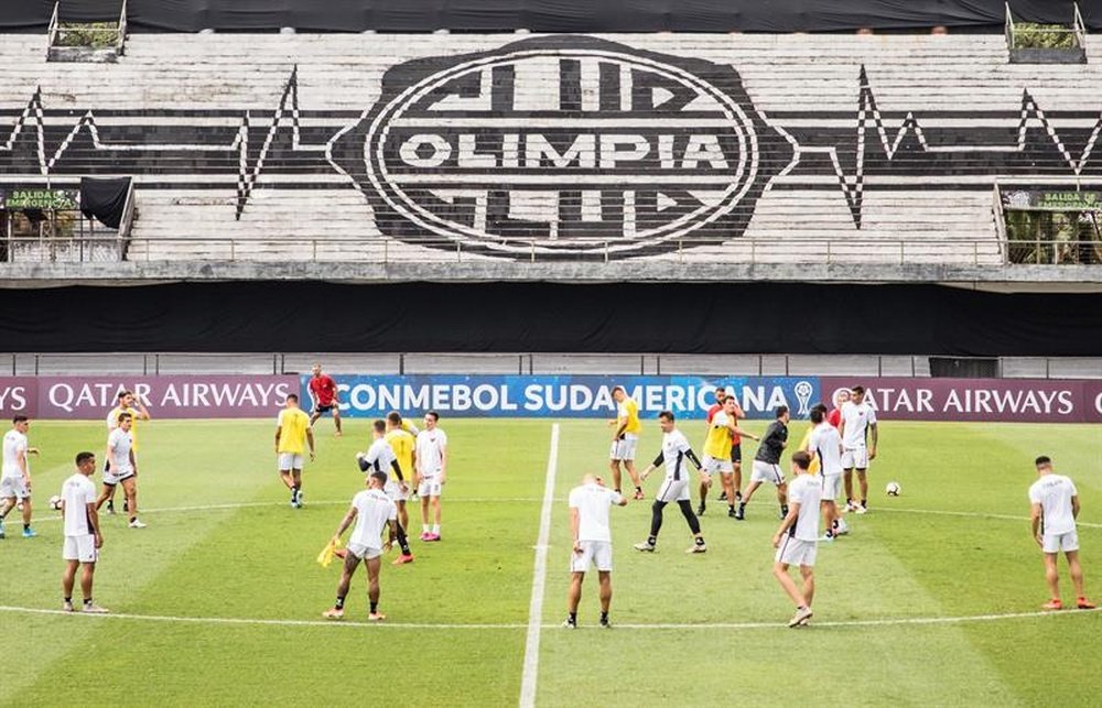 El estadio de Olimpia acogerá la ida entre Coquimbo y Defensa y Justicia. EFE