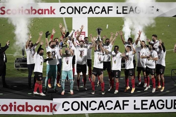 Alajuelense conquista la Liga CONCACAF ante Saprissa