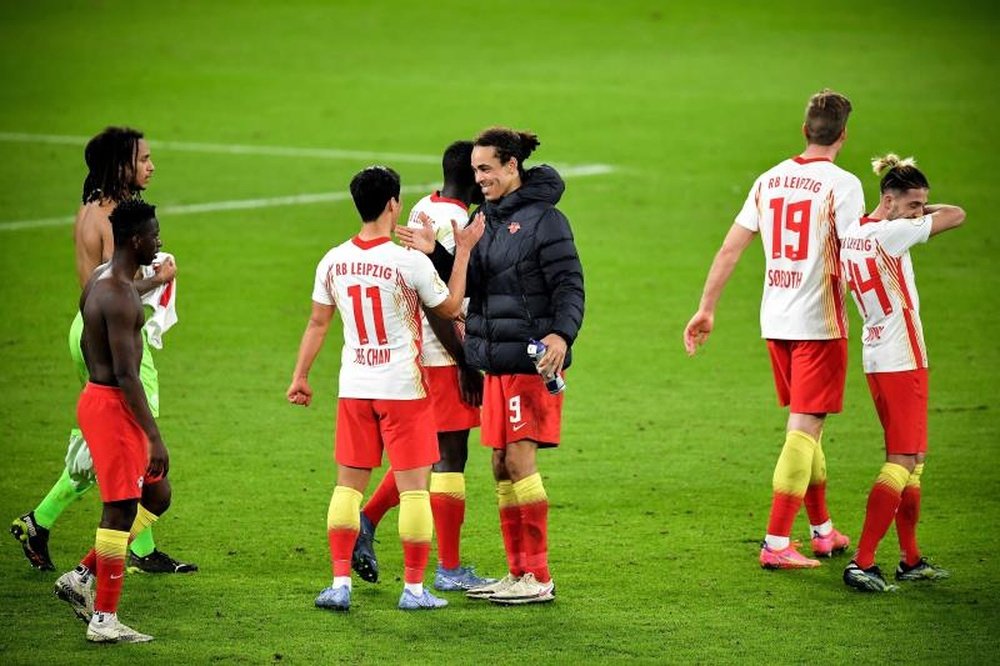 Poulsen y Hee-Chan llevan al RB Leipzig a semifinales. EFE