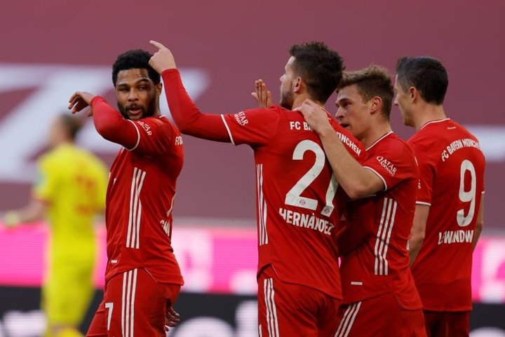 Un Bayern-Borussia con el liderato en juego marca la jornada en Alemania