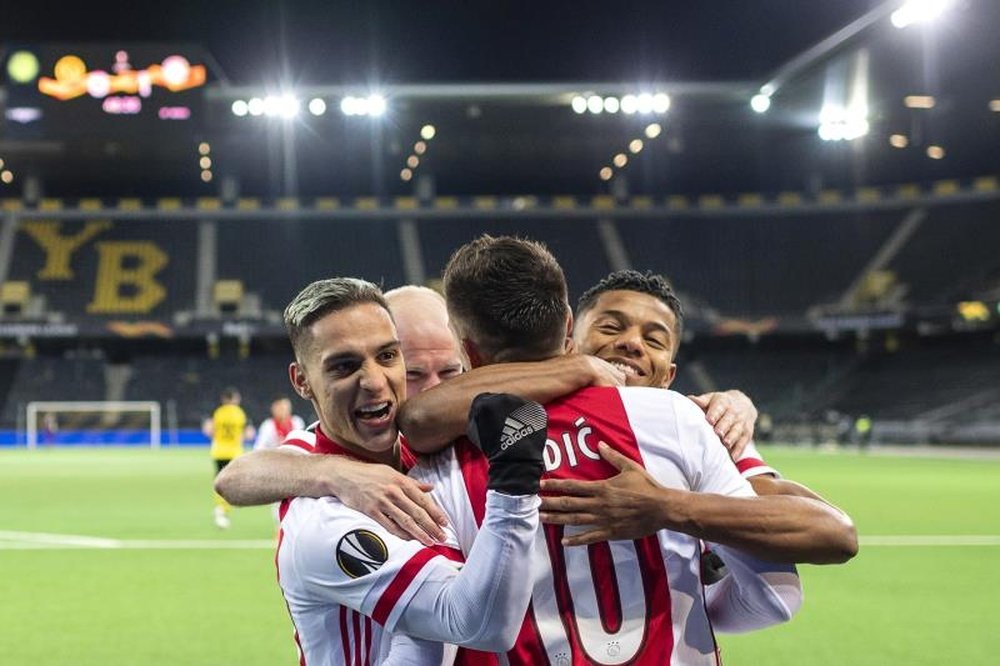 El Ajax solventa el trabajo en Suiza. EFE/Alessandro Della Valle