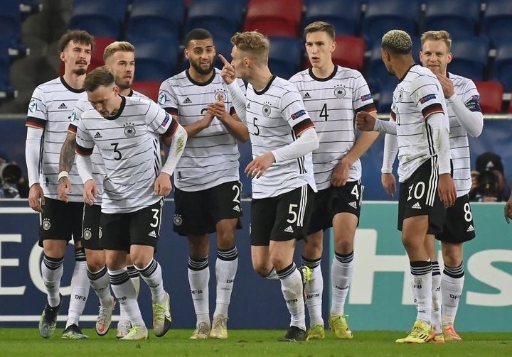 Un positivo en Alemania antes de jugar con Islandia