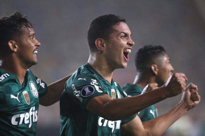 La fe del campeón le da a Palmeiras una victoria 'in extremis'