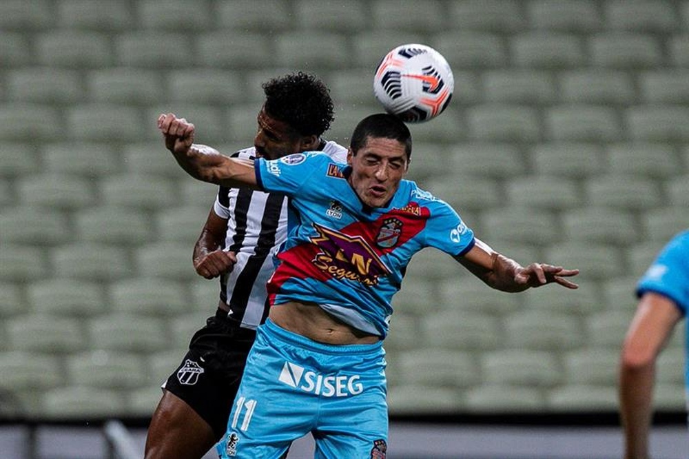 Ceará y Arsenal deciden echarle aún más picante a su grupo. EFE
