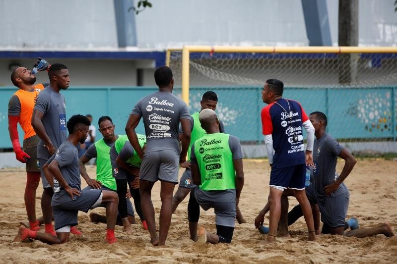 Panamá quiere jugar el próximo Mundial de Fútbol Playa. EFE