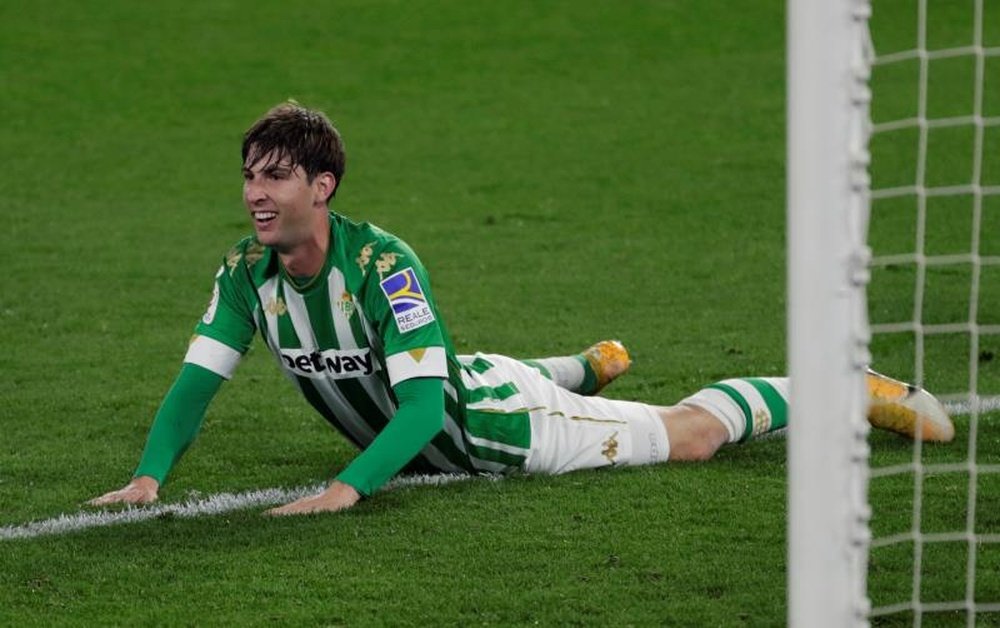 Miranda seguirá jugando en el Betis. EFE