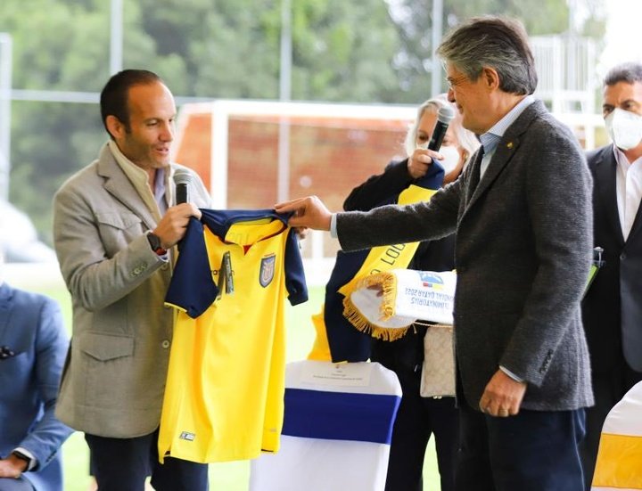 El presidente de Ecuador, invitado de lujo en el entrenamiento de la Selección