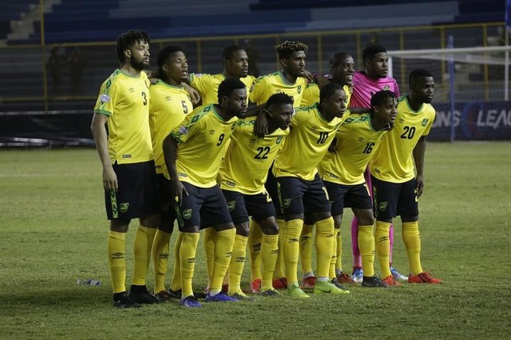 Jamaica y Surinam ponen colorido al arranque de la Copa Oro