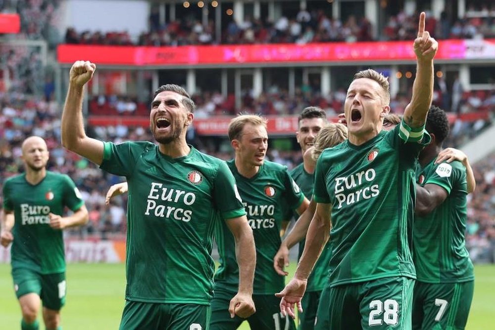 El Feyenoord ha ganado 0-4 al PSV en Eindhoven. EFE/EPA