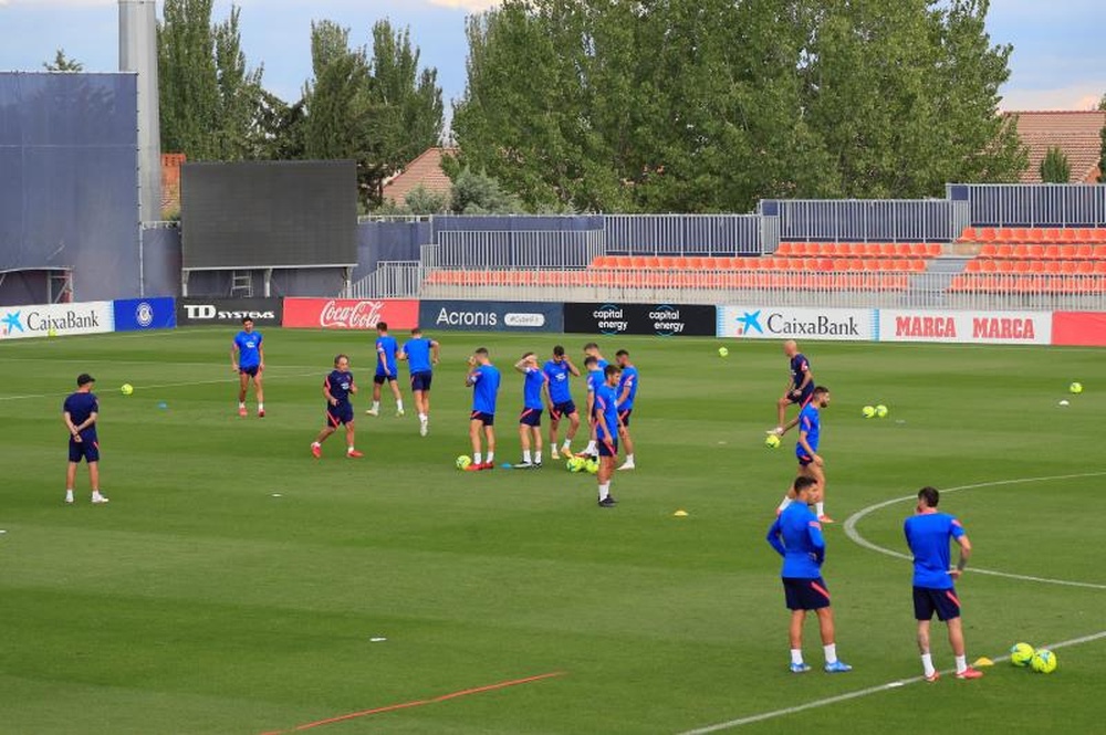 El Atleti se entrenó con Kondogbia, Koke y Lemar al margen. EFE