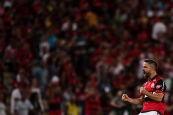 Flamengo recibe a Barcelona para arrancar la semifinal. EFE