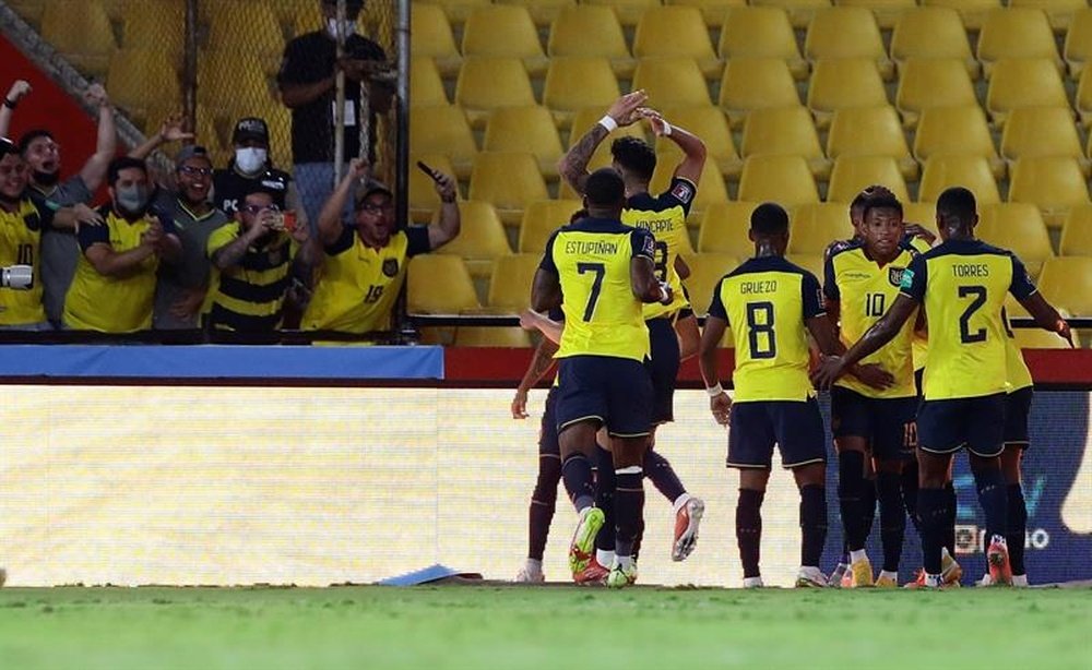 Ecuador venció 3-0 a Bolivia. EFE