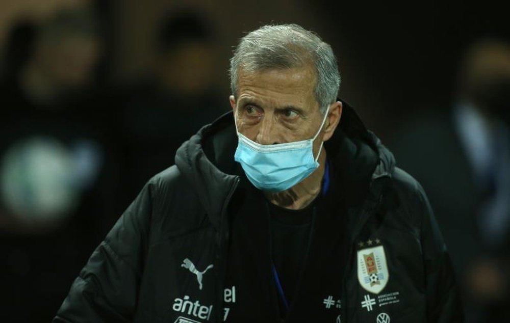 Tabárez afirmó que Uruguay se medirá a una Brasil que dará todo. EFE