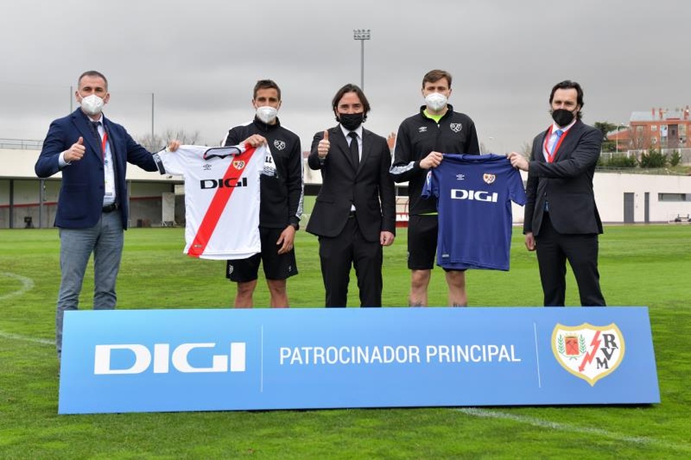 Digi conquista la Liga con el Rayo y el Espanyol. EFE