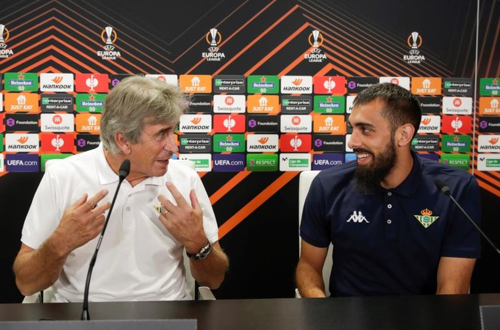 Pellegrini cree que al Bayer Leverkusen no le afectará el 1-5 ante el Bayern. EFE