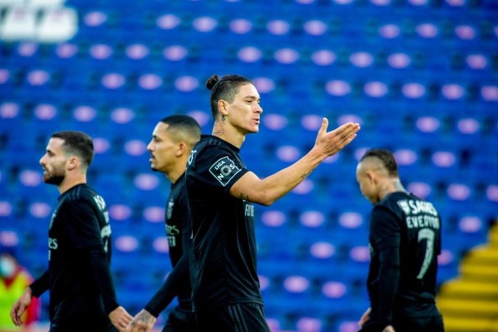 Darwin Núñez, baja con Uruguay y duda ante el Barça