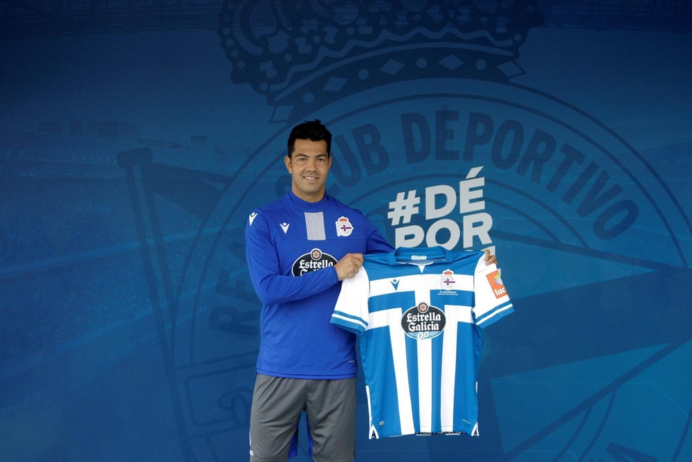 Miku es el segundo máximo goleador del Grupo I de Primera RFEF. EFE/Archivo