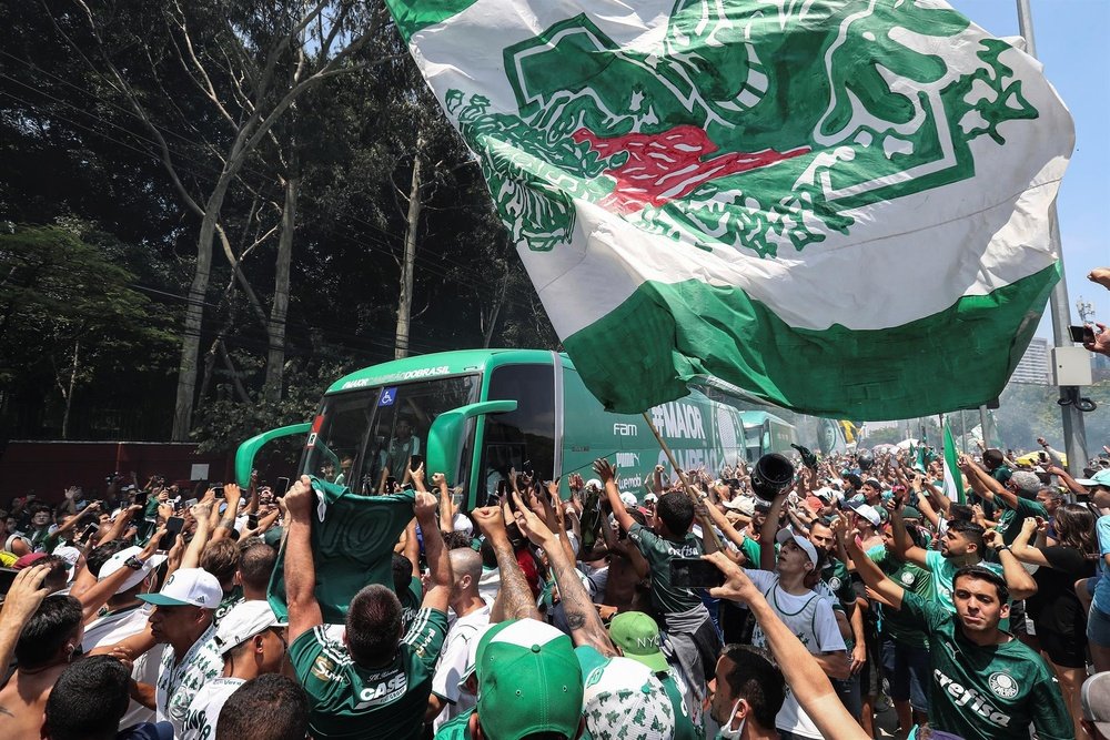 Palmeiras espera que su equipo se traiga el título desde Uruguay. EFE