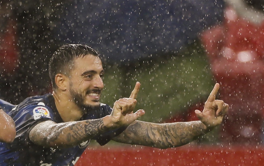 Joselu dijo que prioriza lo colectivo. EFE