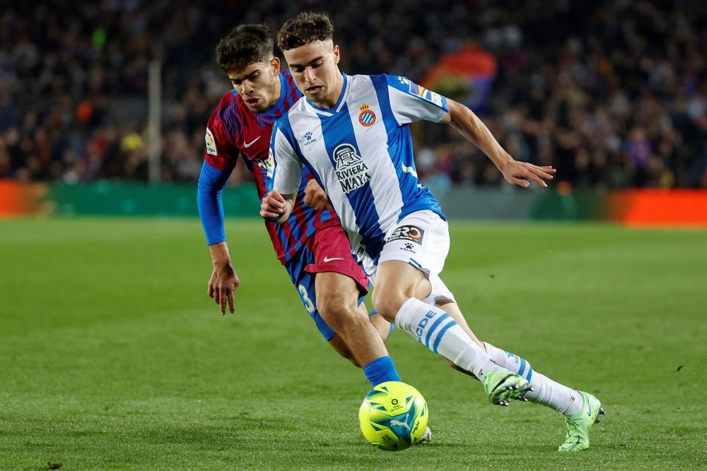 Adrià Pedrosa mostró confianza en el juego del Espanyol. EFE