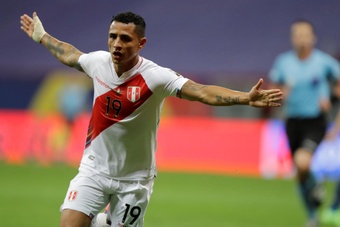 Perú venció 3-0 ante Jamaica. EFE