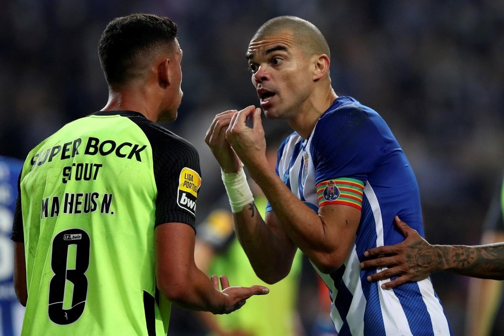Ya se onocen las sancionés del 'Clásico'portugués. EFE