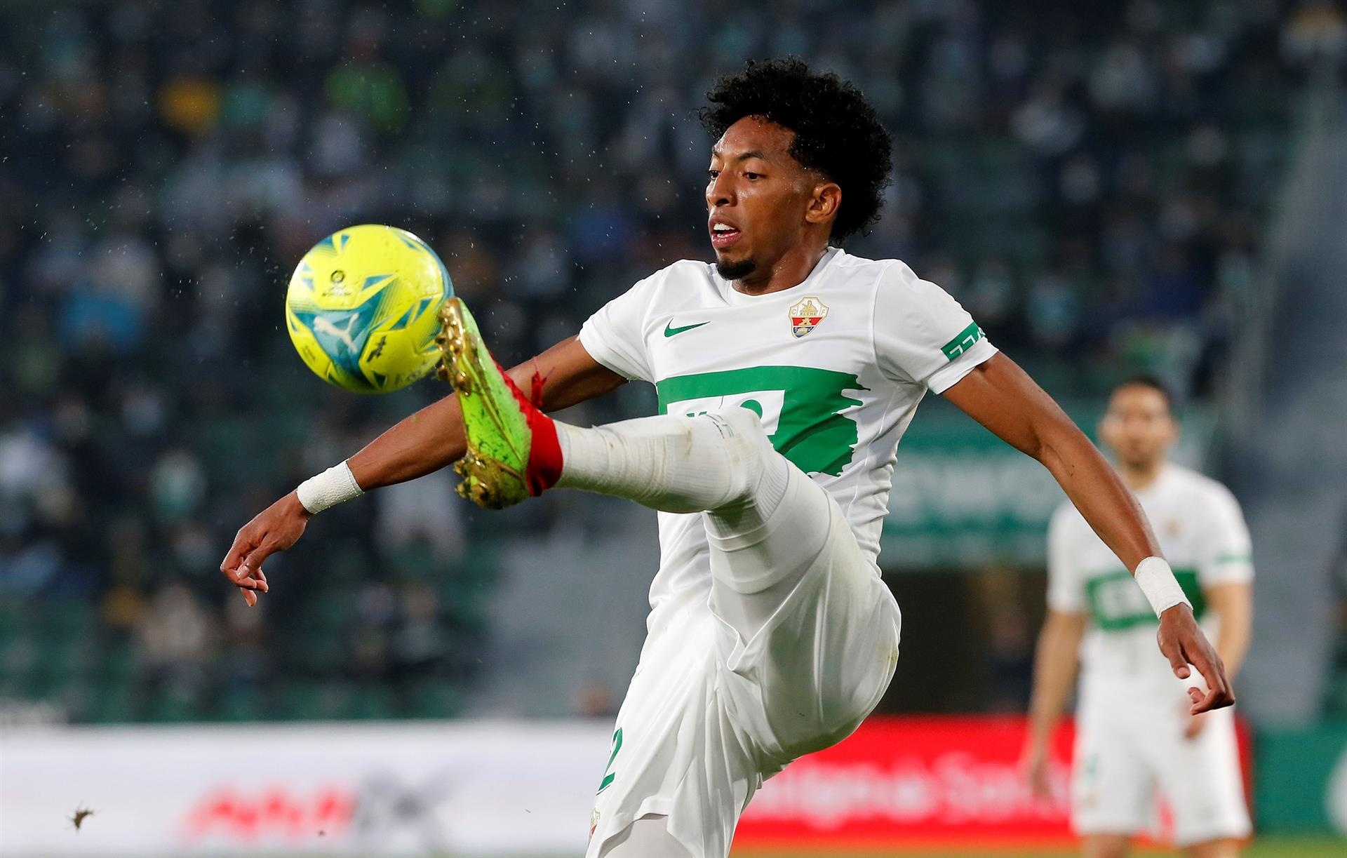 Lo que más motiva a Mojica es enfrentarse a Falcao