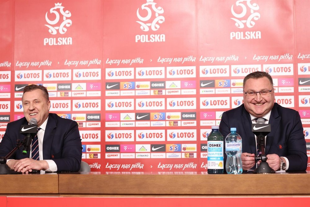 El presidente de la Federación Polaca tachó de inaceptables las medidas de la FIFA. EFE