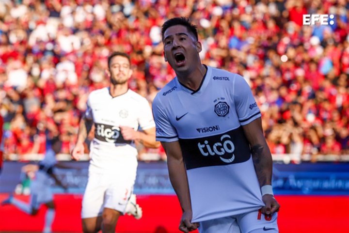 Olimpia pone fin a una racha ¡de 41 años! en el 'Superclásico' de Paraguay