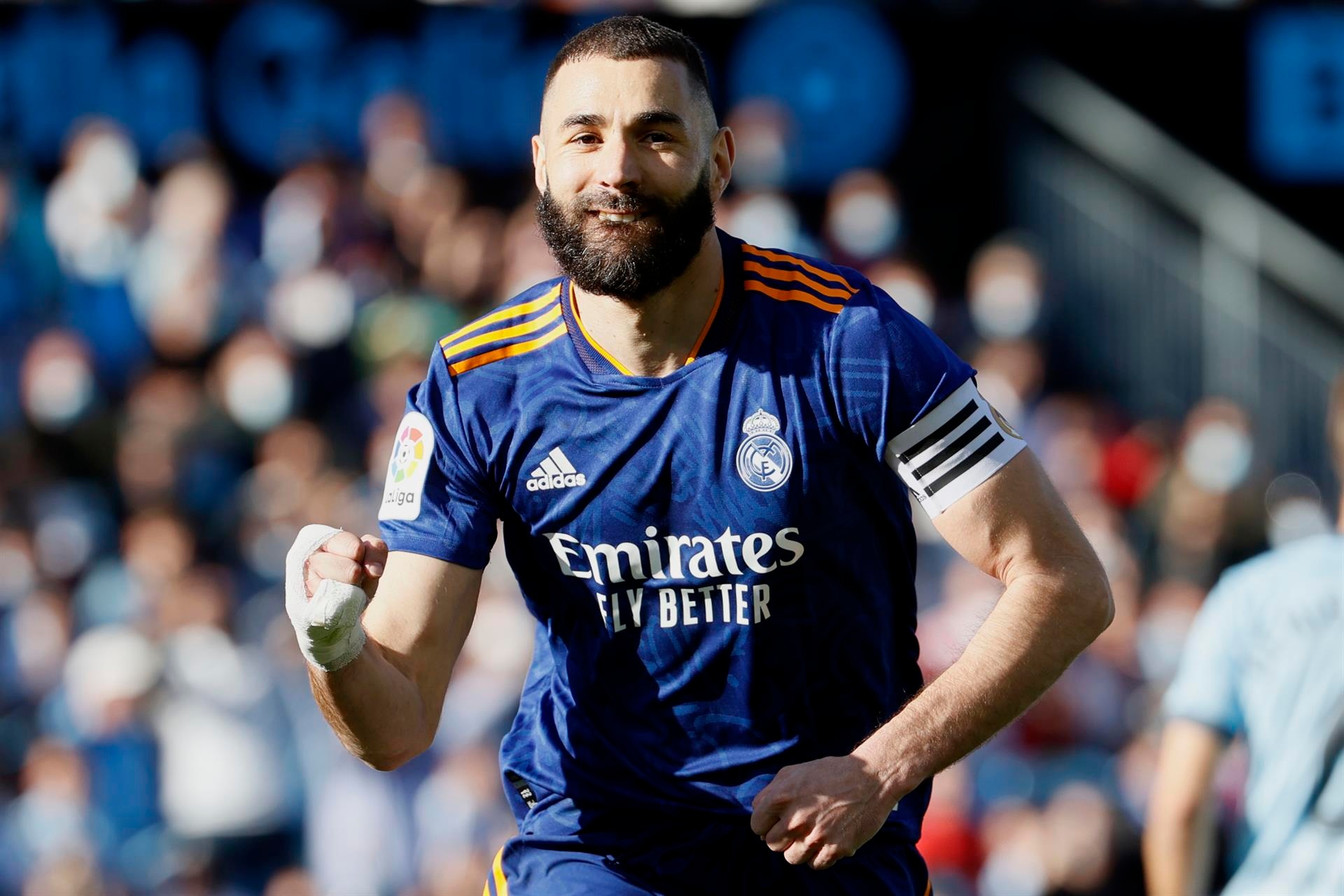 Benzema y sus 'palos' al PSG y a sus compañeros por el Madrid-Barça. EFE