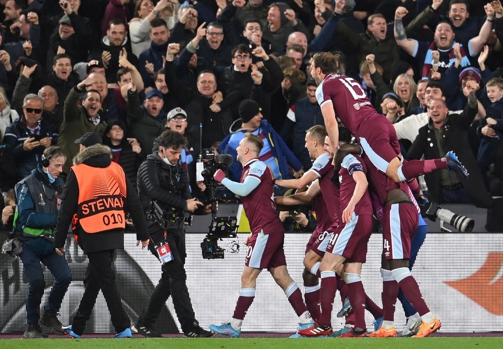El West Ham empató ante el Lyon. EFE