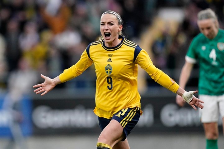 Asllani mete a Suecia en el Mundial femenino de 2023