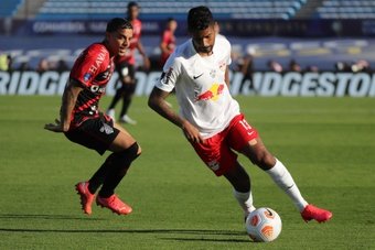RB Bragantino venció por la mínima a Ceará. EFE