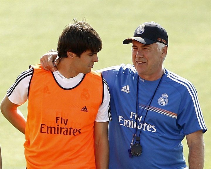 Kaká lo tiene claro: va con el Madrid en la final. EFE