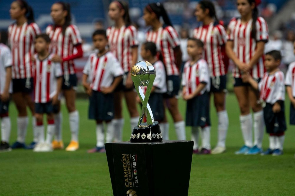 Chivas ganó en penaltis. EFE