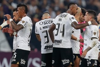 Las bajas marcan el primer asalto entre Corinthians y Boca Juniors. EFE