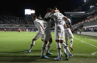 Santos y Deportivo Táchira buscarán el pase a cuartos de la Sudamericana. EFE