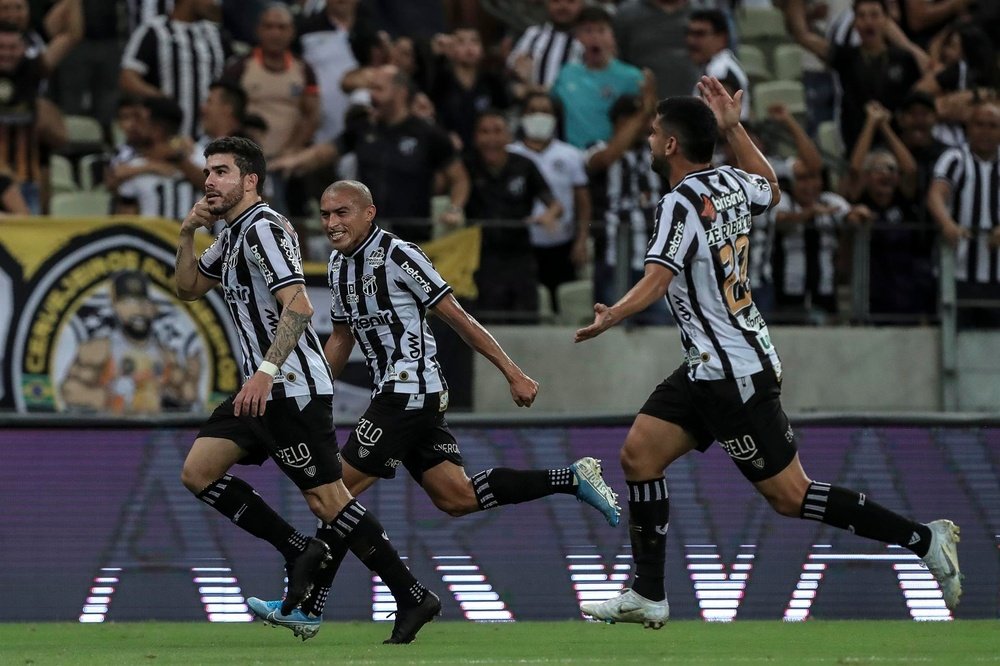 Ceará saca el pase a cuartos a base de una goleada. EFE