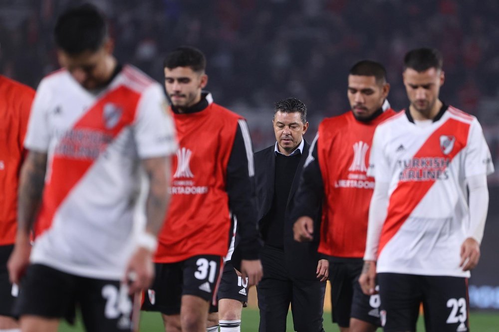River y Boca, a olvidar la Libertadores. EFE