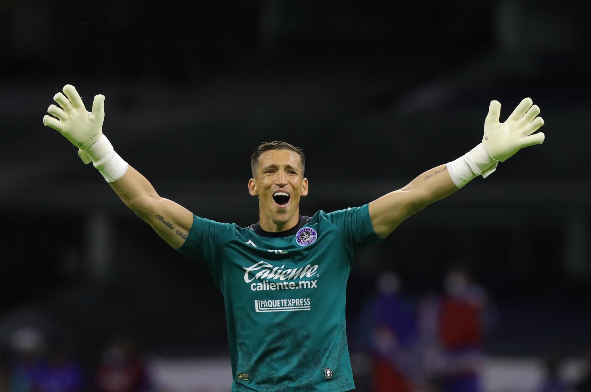 Vikonis sostiene a Mazatlán ante un bravo Atlético San Luis