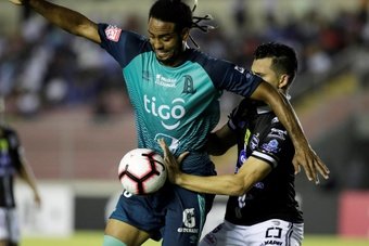 Alianza-Tauro, choque destacado de la segunda jornada del Clausura panameño. EFE