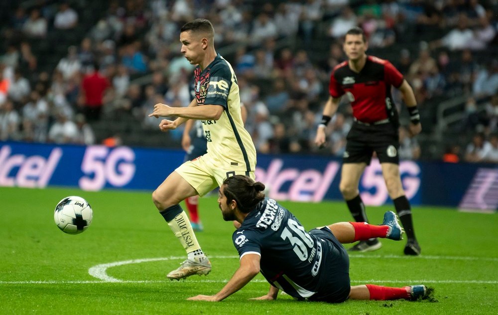 Álvaro Fidalgo, en el América. EFE