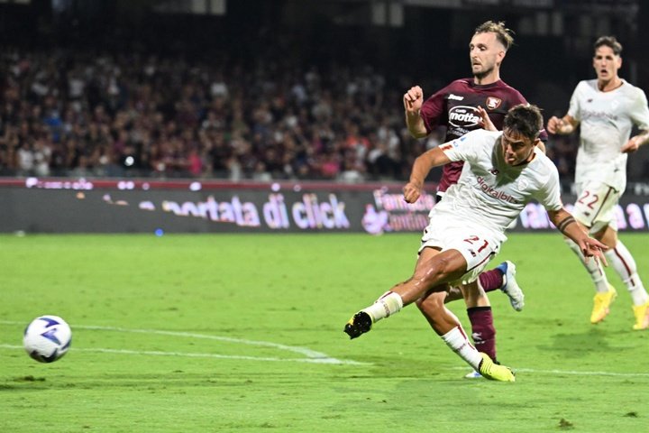 La Roma no se complica en su debut ante la Salernitana
