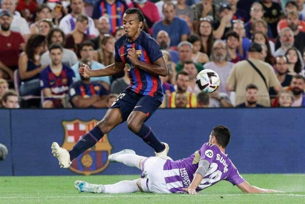 Así fue el esperado debut de Koundé en el Barça. EFE
