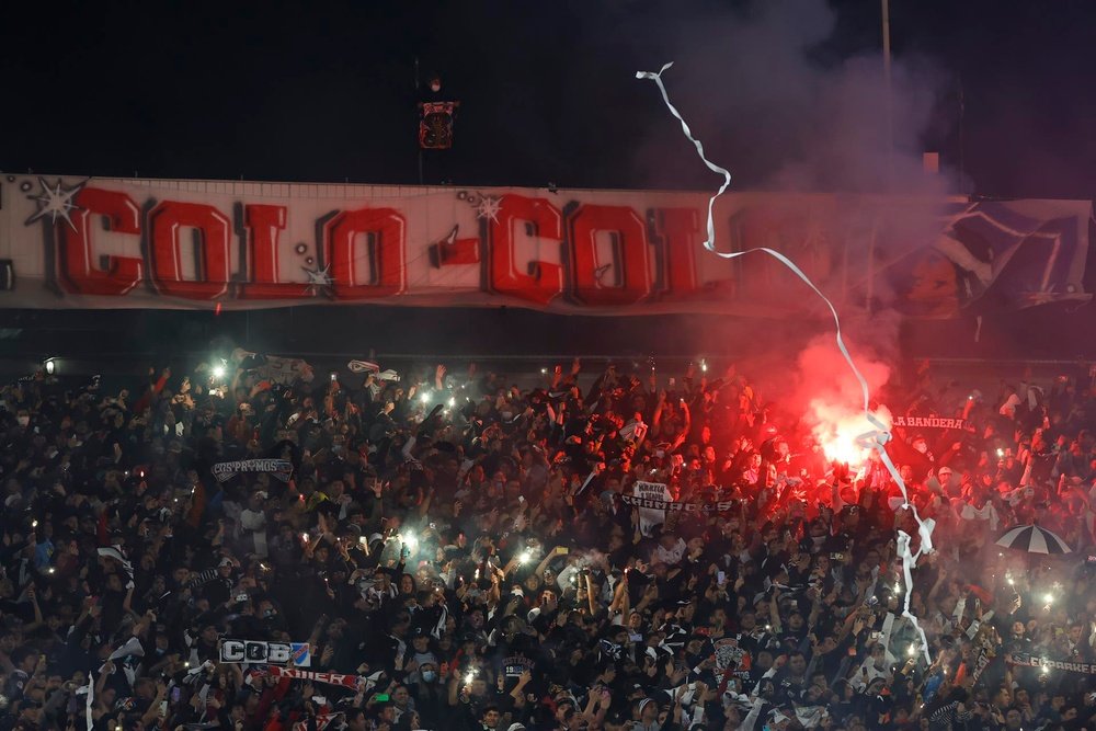 Las 'barras', el gran problema que afecta al fútbol chileno. EFE