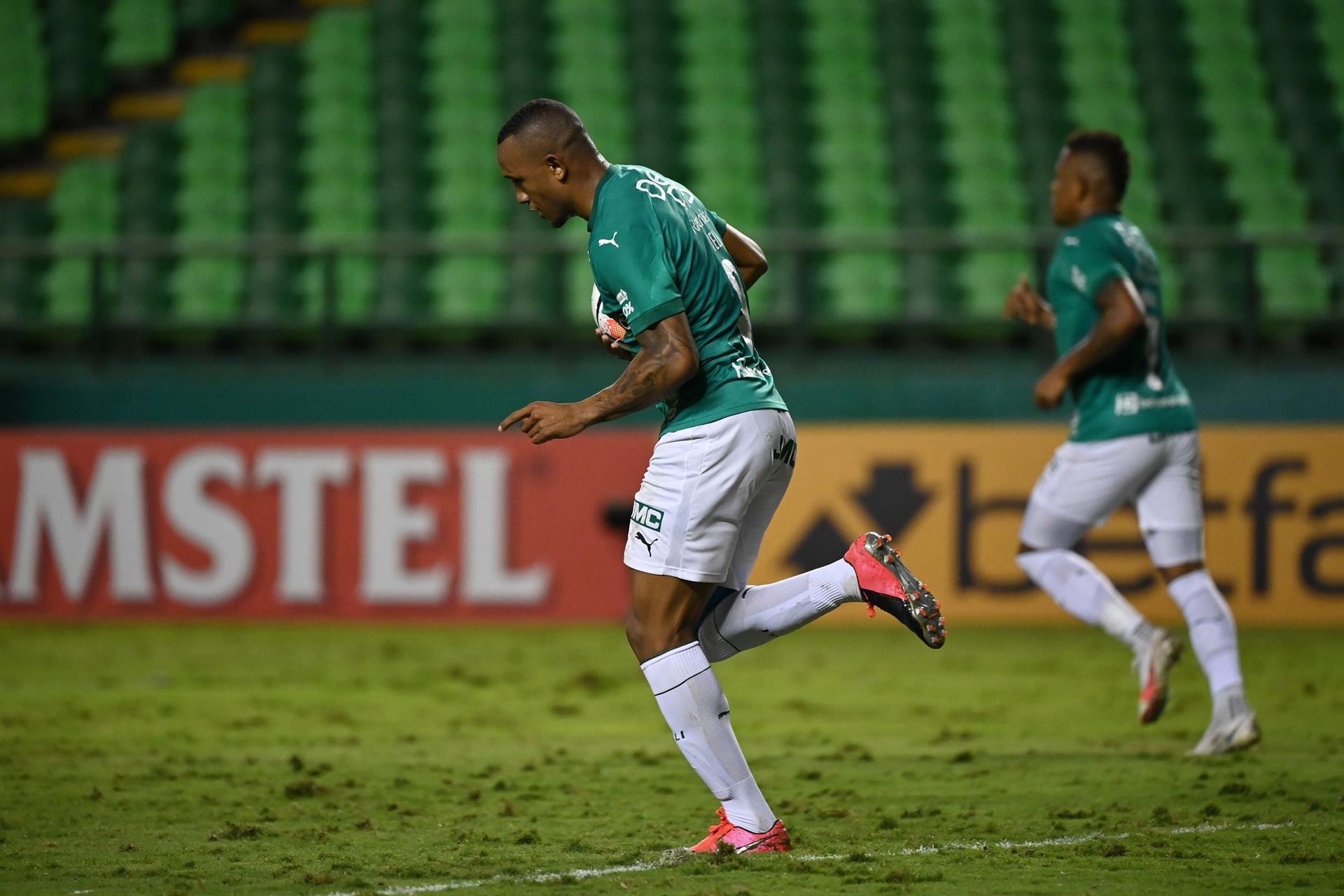 Deportivo Cali, más hundido que nunca en la Liga Colombiana. EFE