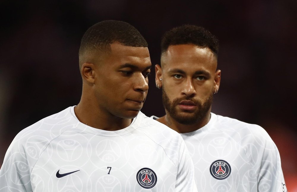 El técnico del PSG dijo que Neymar y Mbappé tienen una buena relación. EFE