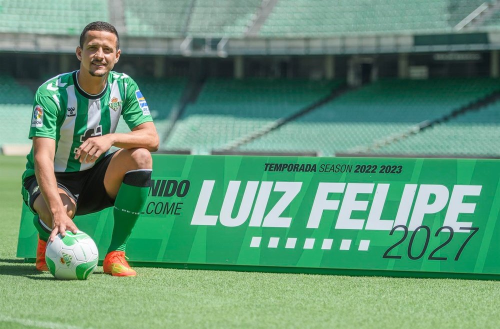 Luiz Felipe, los buenos vienen adaptados. EFE