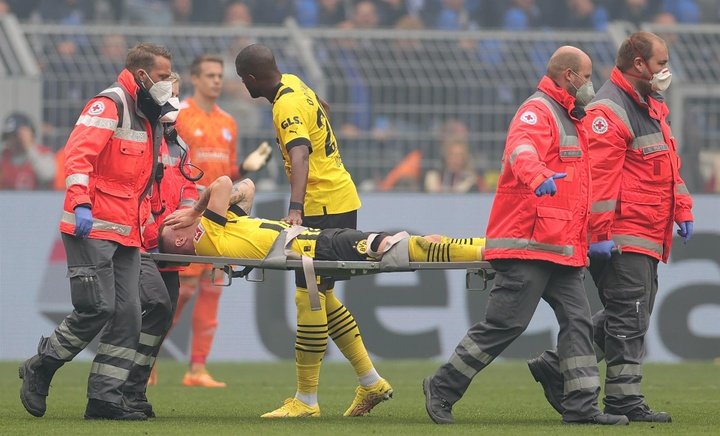 Peligra para Catar: Reus se lesionó de gravedad y tuvieron que sacarle del campo en camilla