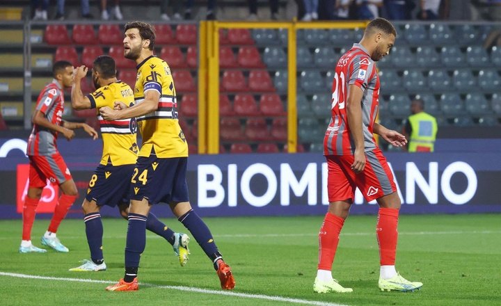 La Sampdoria abandona el 'farolillo rojo'